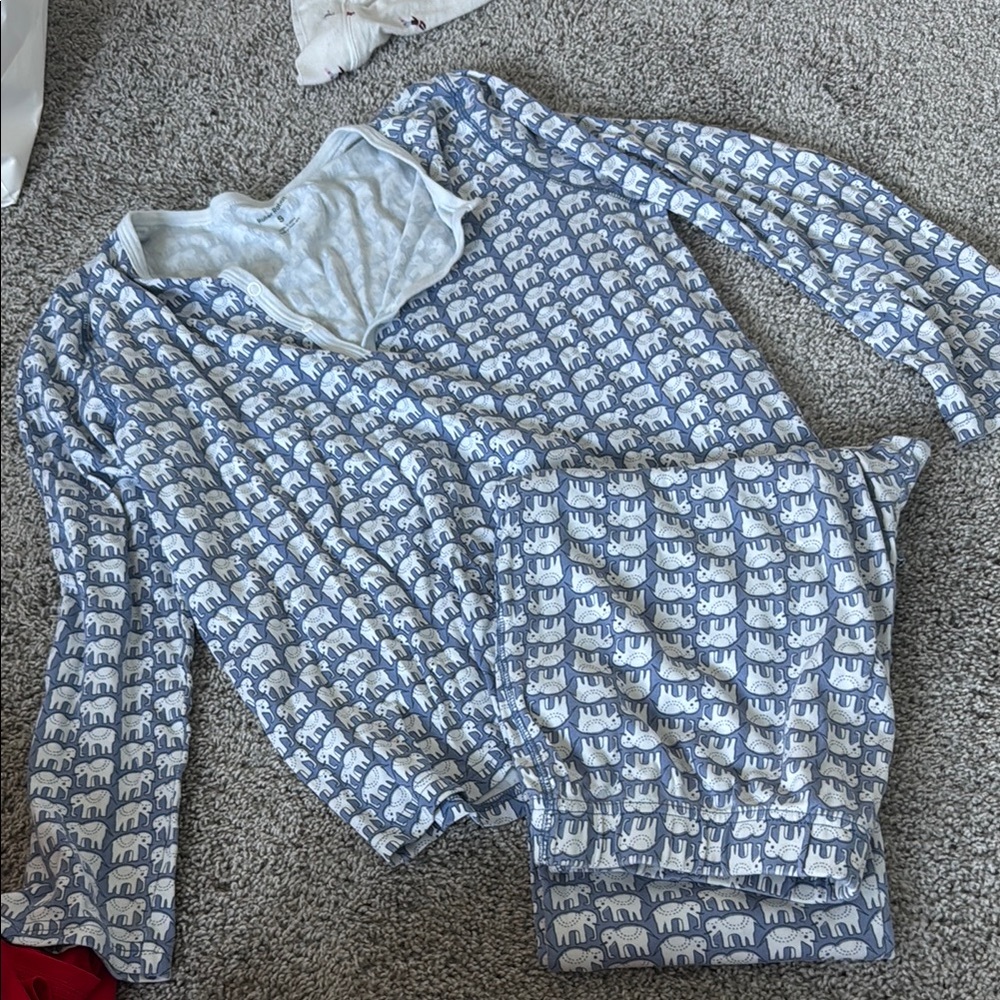 Long sleeve roller rabbit pajamas
